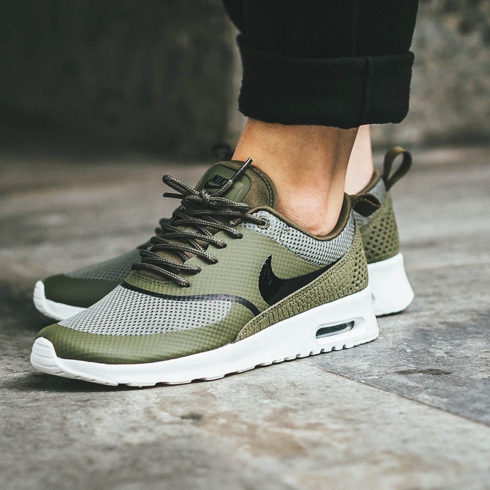 Women’s Nike Air Max Thea